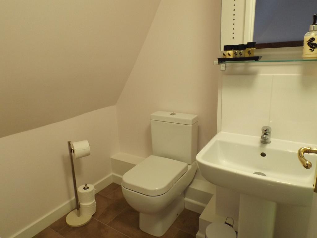 Old Riverview Guest House Earith Habitación foto
